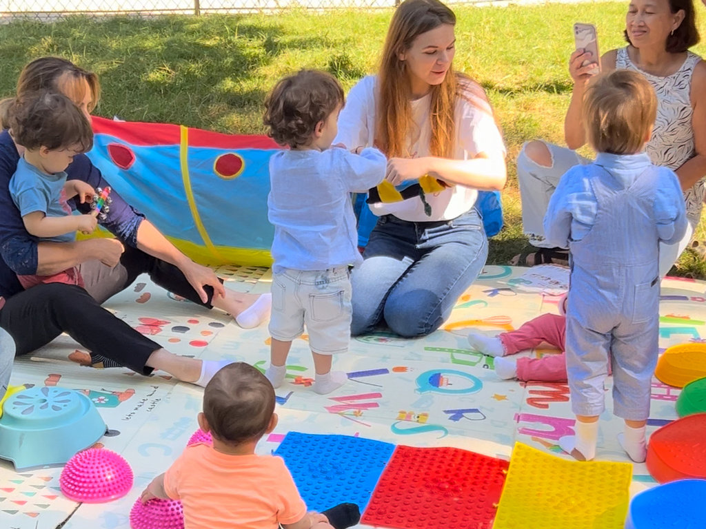 Baby Club bilingue à Paris 75017 : pourquoi commencer le bilinguisme avant 6 ans ?